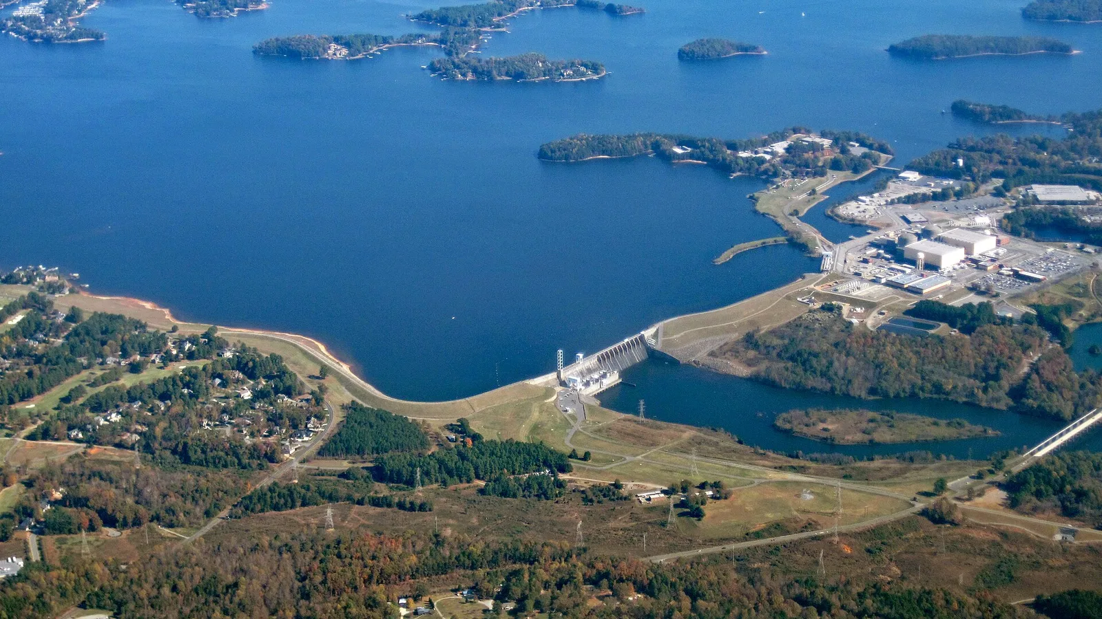 Lake Norman and Cowans Ford Dam on the Catawba River, part of the Catawba-Wateree system